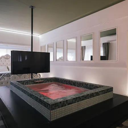 Suitefrattini Degli Eroi Penzion Řím