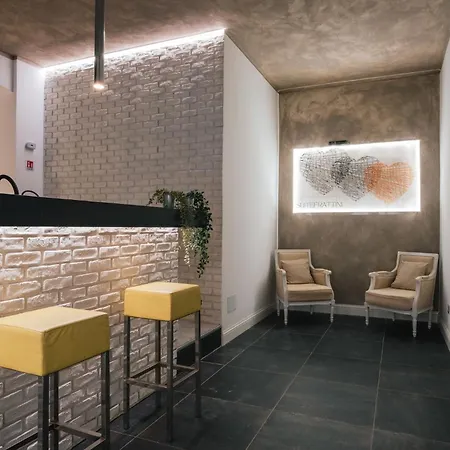 Suitefrattini Degli Eroi Řím