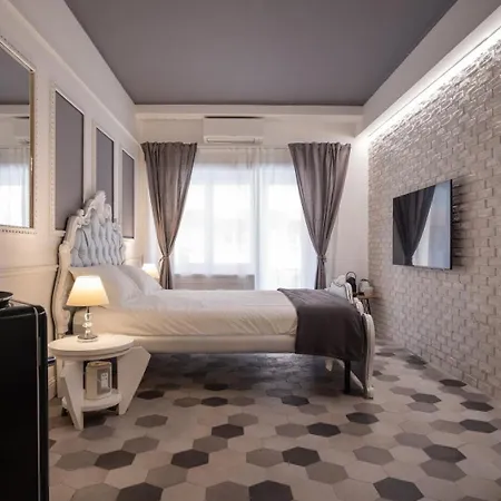 Suitefrattini Degli Eroi Guest house