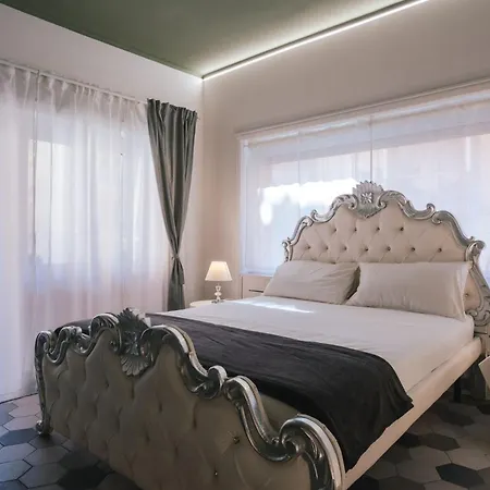 Suitefrattini Degli Eroi 4*