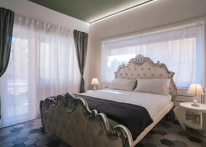 Suitefrattini Degli Eroi 4*